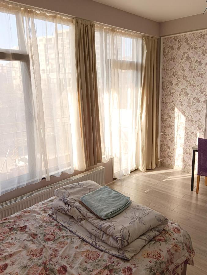 Mary'S Cozy & Lovely Studio On Very Quiet Khosharauli Street Tbilisi Luaran gambar